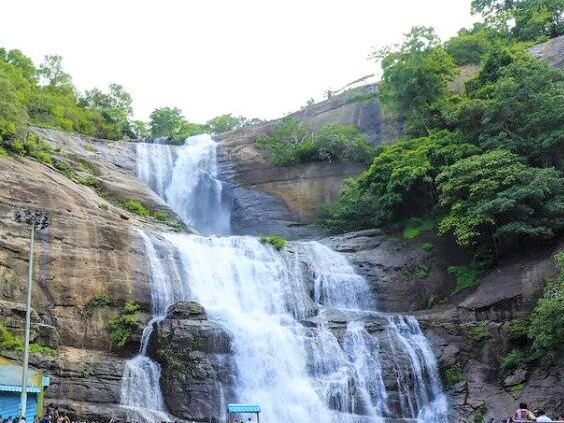 Tenkasi Coutrallam waterfalls